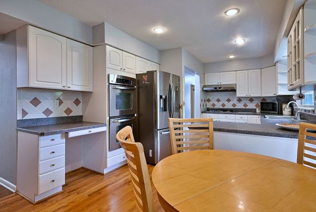 4915 Jerome Avenue, Skokie, IL 60077