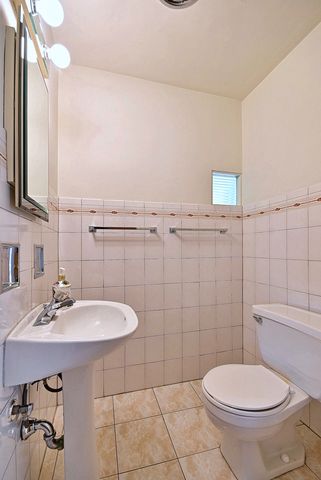 4915 Jerome Avenue, Skokie, IL 60077