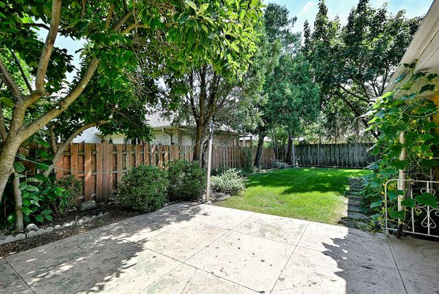 4915 Jerome Avenue, Skokie, IL 60077