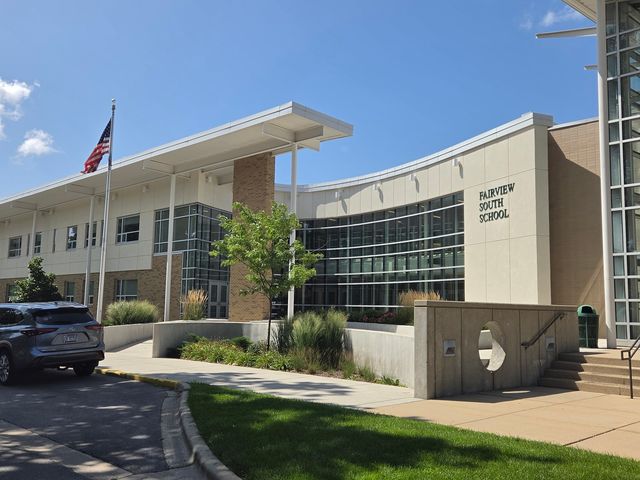 4915 Jerome Avenue, Skokie, IL 60077
