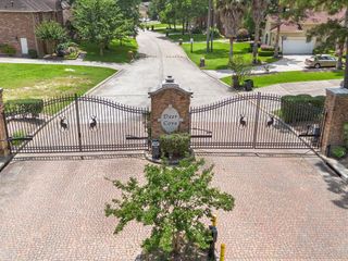 2286 Deer Cove Trail, Houston, TX 77339