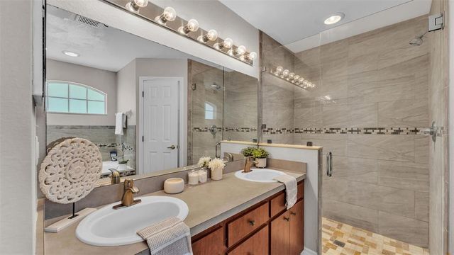 2764 OAK HAMMOCK LOOP, Mulberry, FL 33860