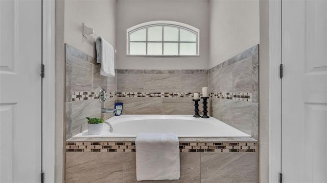 2764 OAK HAMMOCK LOOP, Mulberry, FL 33860