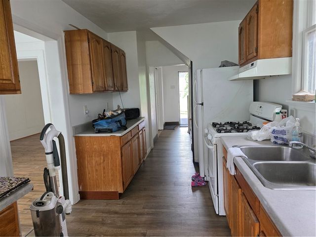 121 CATALPA STREET, New Kensington, PA 15068