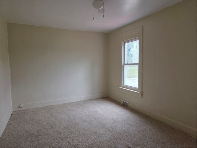 121 CATALPA STREET, New Kensington, PA 15068