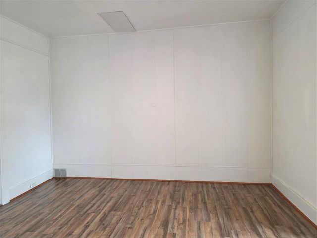 121 CATALPA STREET, New Kensington, PA 15068