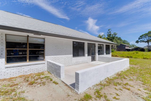 551 Emerson Drive NE, Palm Bay, FL 32907