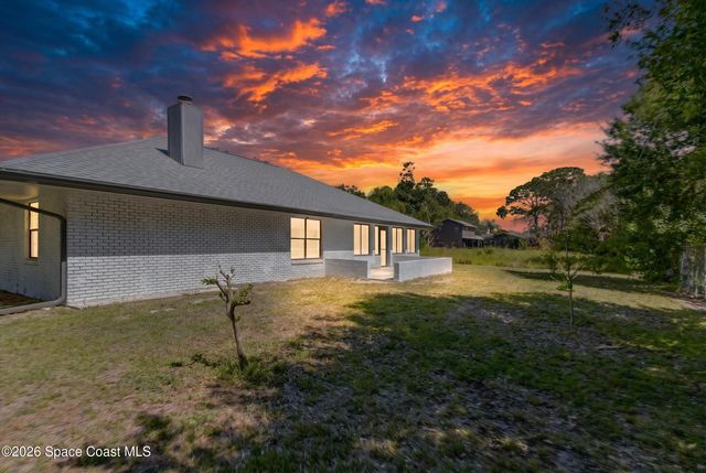 551 Emerson Drive NE, Palm Bay, FL 32907