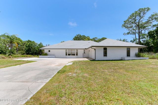 551 Emerson Drive NE, Palm Bay, FL 32907