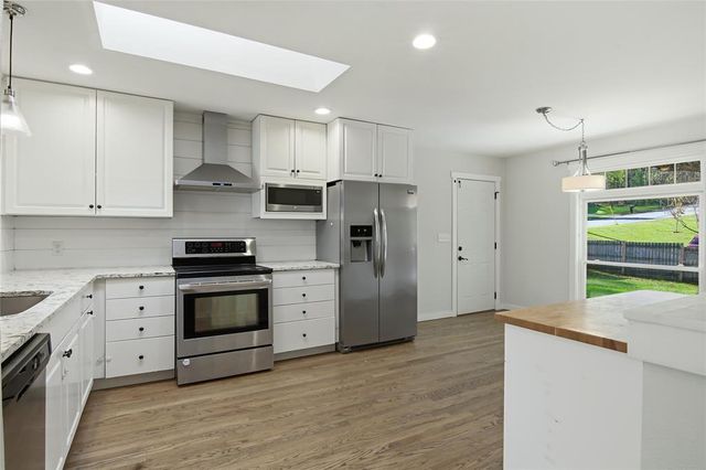 2921 LaSalle Street, Eau Claire, WI 54703