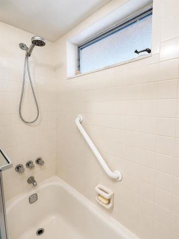 6200 NW 62ND Street 206, Tamarac, FL 33319