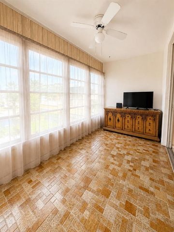 6200 NW 62ND Street 206, Tamarac, FL 33319