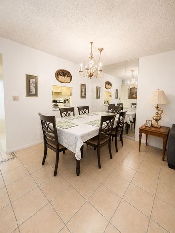 6200 NW 62ND Street 206, Tamarac, FL 33319