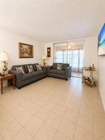 6200 NW 62ND Street 206, Tamarac, FL 33319