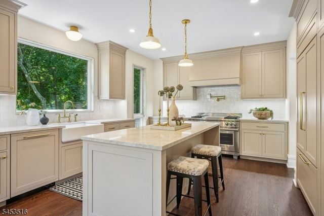 150 Gordonhurst Ave, Montclair Twp., NJ 07043