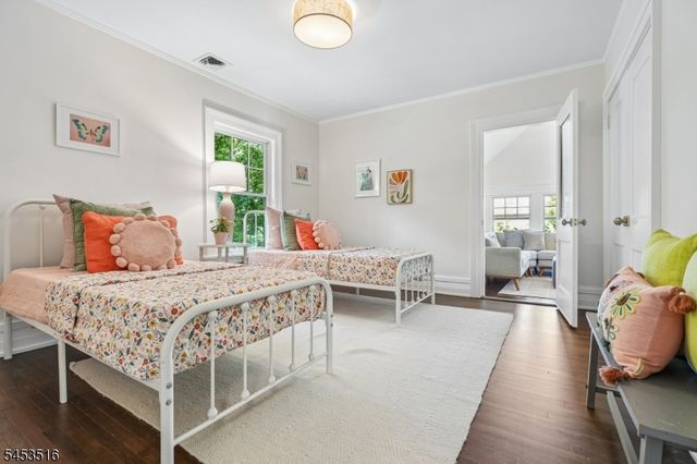 150 Gordonhurst Ave, Montclair Twp., NJ 07043