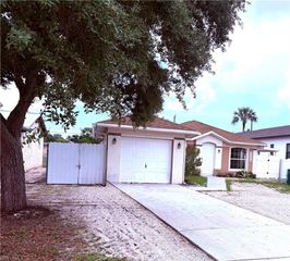 3586 Seagrape AVE, Naples, FL 34104