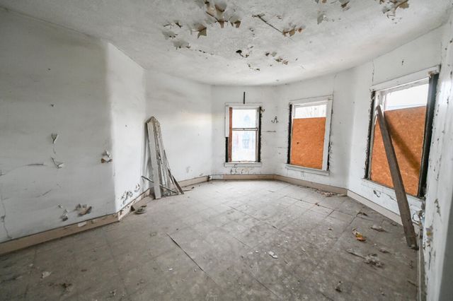 261 Chandler Street, Detroit, MI 48202