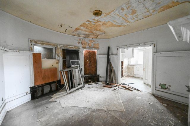 261 Chandler Street, Detroit, MI 48202