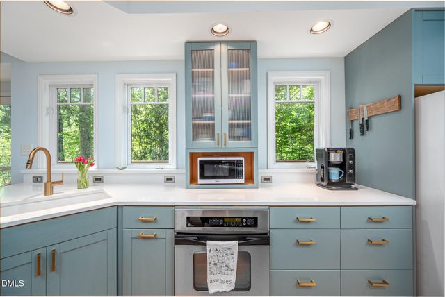917 Emory Drive, Chapel Hill, NC 27517