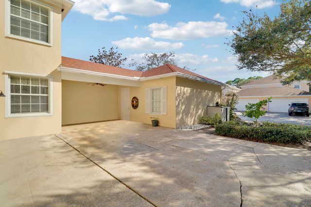 126 Peabody Drive, Jupiter, FL 33458