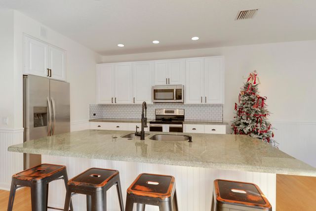 126 Peabody Drive, Jupiter, FL 33458