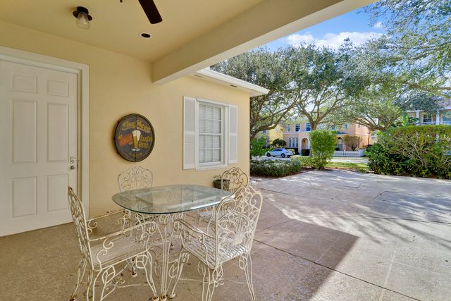 126 Peabody Drive, Jupiter, FL 33458