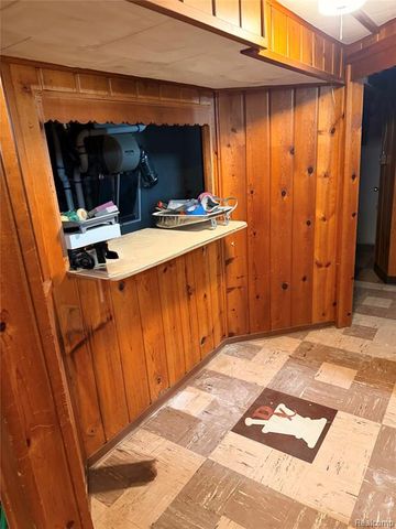 1071 13th Street, Wyandotte, MI 48192