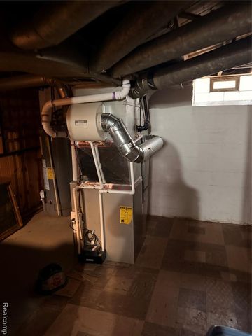 1071 13th Street, Wyandotte, MI 48192