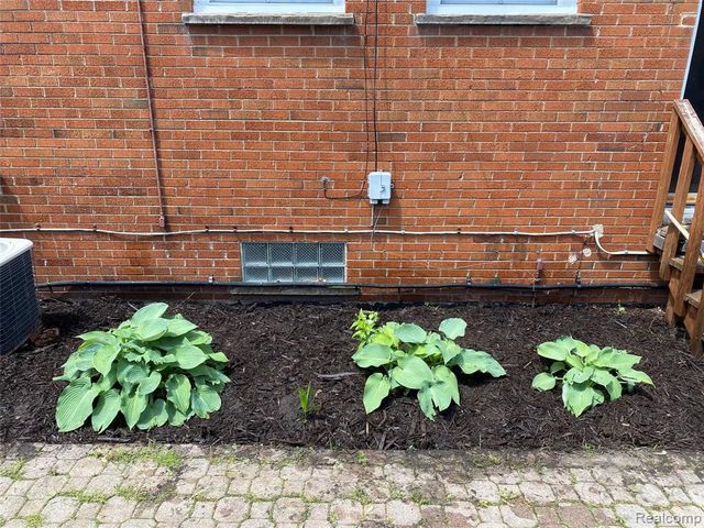 1071 13th Street, Wyandotte, MI 48192