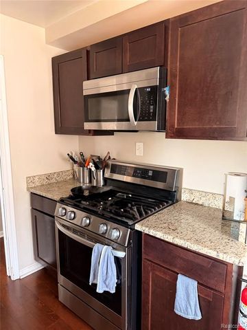 1071 13th Street, Wyandotte, MI 48192