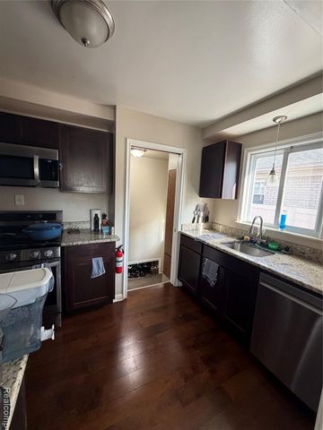 1071 13th Street, Wyandotte, MI 48192