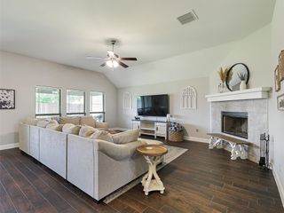 1455 Radecke Road, Krum, TX 76249