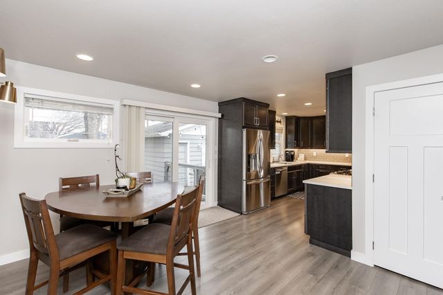 1438 19th Street S, Fargo, ND 58103