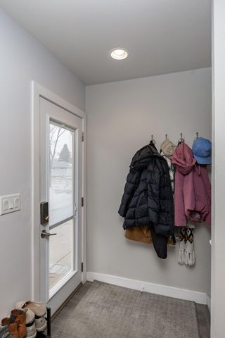 1438 19th Street S, Fargo, ND 58103