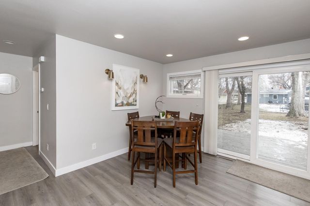 1438 19th Street S, Fargo, ND 58103