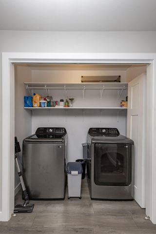 1438 19th Street S, Fargo, ND 58103