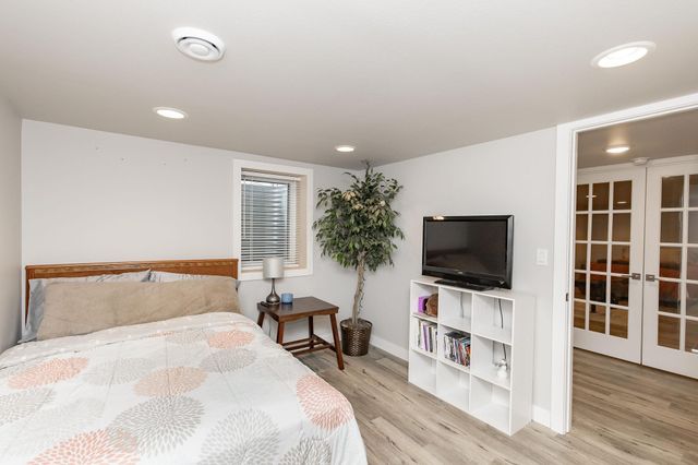 1438 19th Street S, Fargo, ND 58103