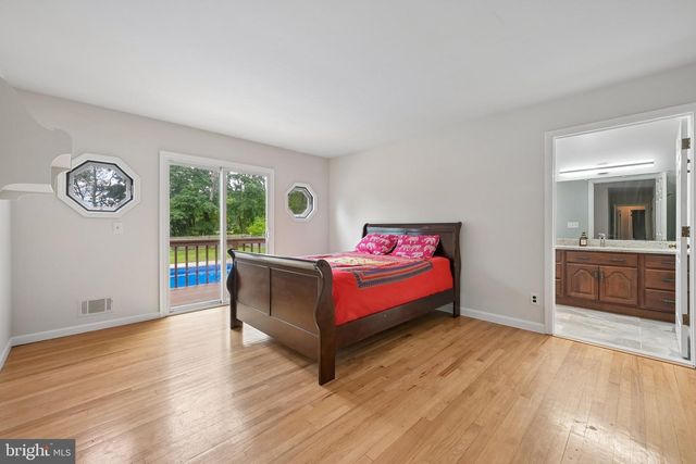 3 DARVEL DR, Princeton Junction, NJ 08550