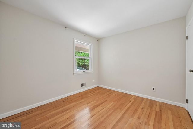 3 DARVEL DR, Princeton Junction, NJ 08550