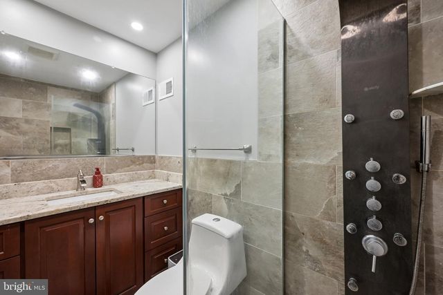 3 DARVEL DR, Princeton Junction, NJ 08550