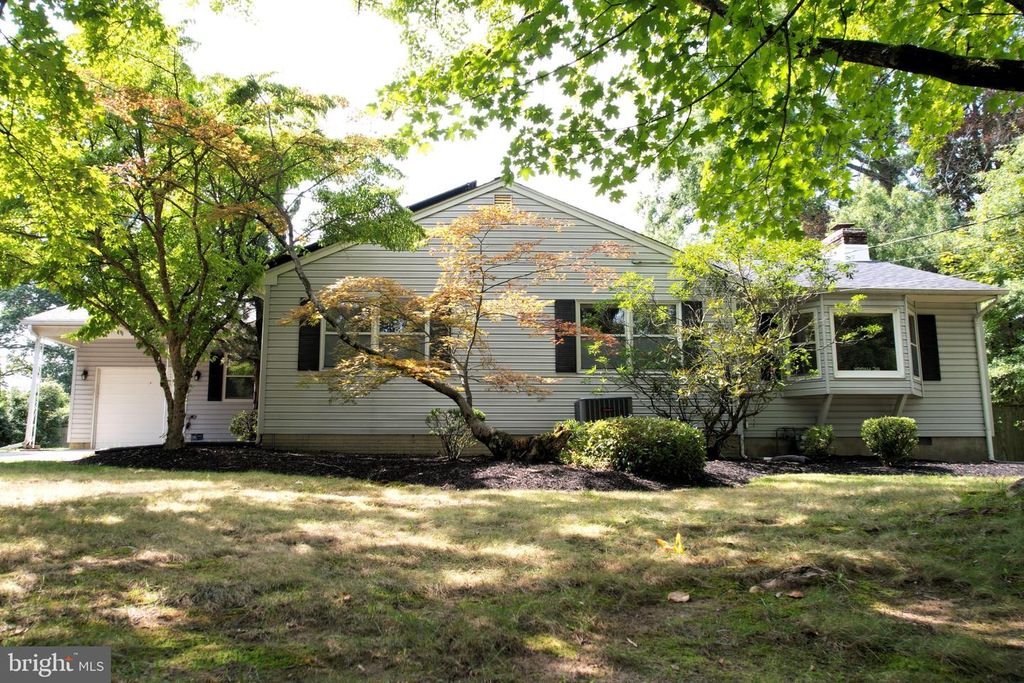3 DARVEL DR, WEST WINDSOR, NJ 08550 — photo 2