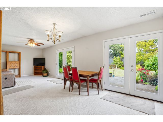 12014 Ne 16TH St, Vancouver, WA 98684