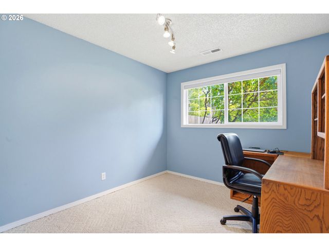 12014 Ne 16TH St, Vancouver, WA 98684