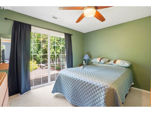 12014 Ne 16TH St, Vancouver, WA 98684
