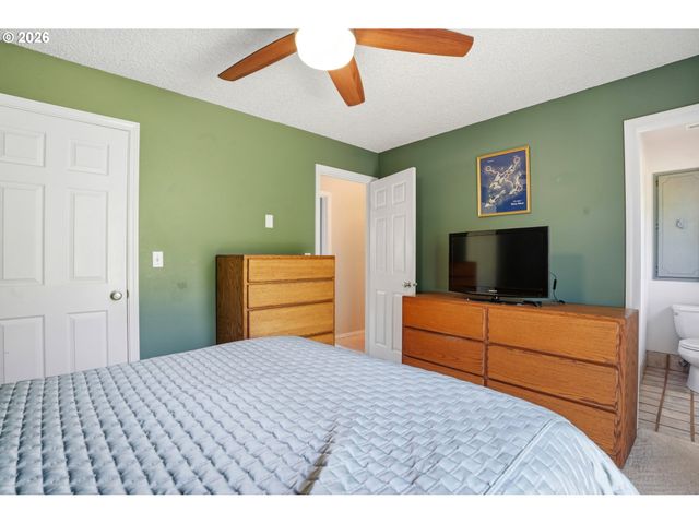 12014 Ne 16TH St, Vancouver, WA 98684