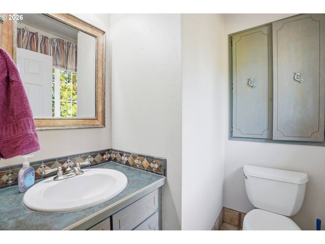 12014 Ne 16TH St, Vancouver, WA 98684