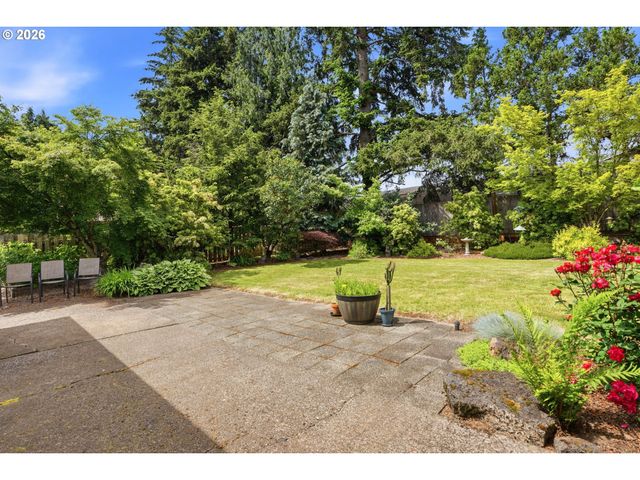 12014 Ne 16TH St, Vancouver, WA 98684