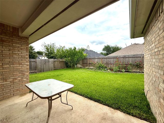 5610 Gaffney Lane, Houston, TX 77084