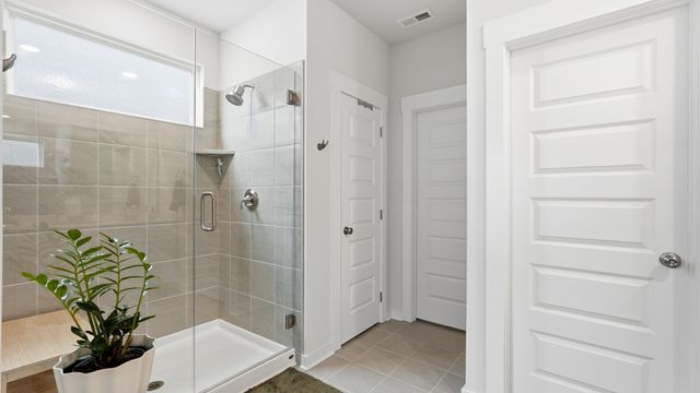 854 Nightingale Ave, Hendersonville, TN 37075